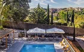 Guild Siena Senior Resort & Residence